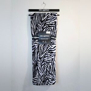 Karl Lagerfeld Paris Soft Plush Animal Print Grey Black Throw NWT
